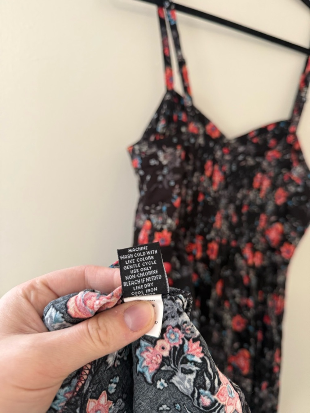 Torrid - Black Floral Skater Dress Smocked Sleeveless Summer NWOT Size 1 (16/18) - Picture 8 of 15